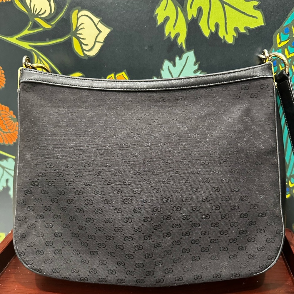 Vintage Gucci Navy GG Canvas Crescent Shoulder Bag - Picture 8 of 14